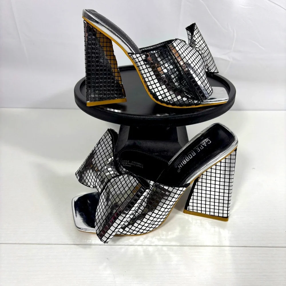 Cape Robbin Women's Disco Ball Black & Silver Grid Block Big Bow Heels Size 7.5 - Picture 1 of 10